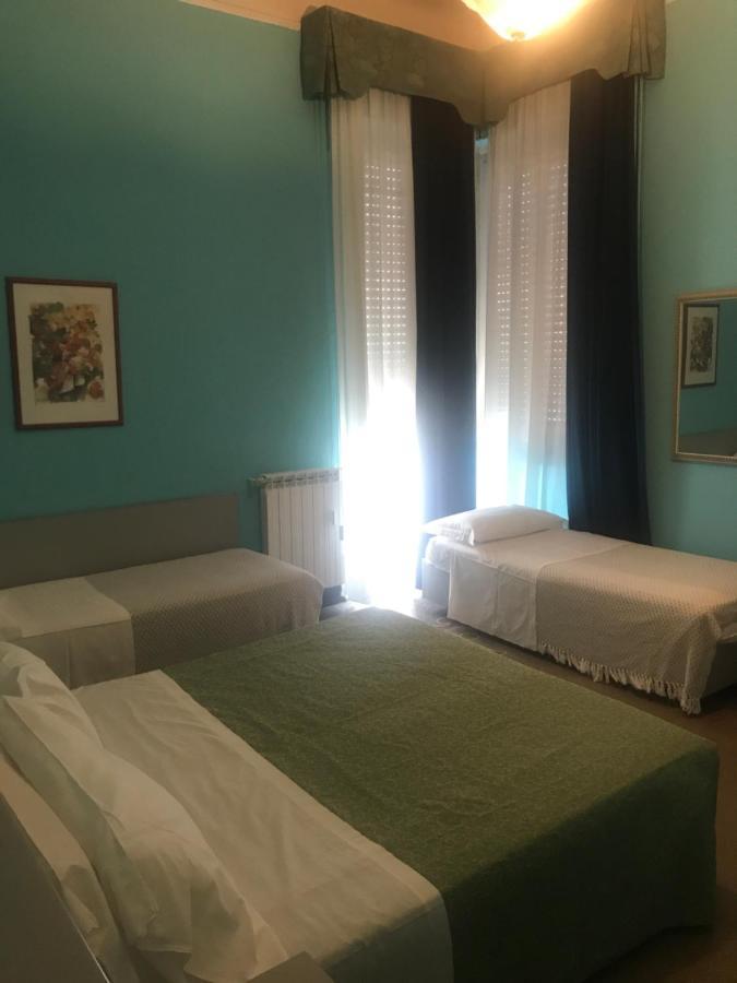 Hotel Doria Chiavari Exteriör bild