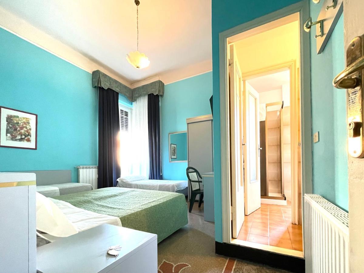 Hotel Doria Chiavari Exteriör bild