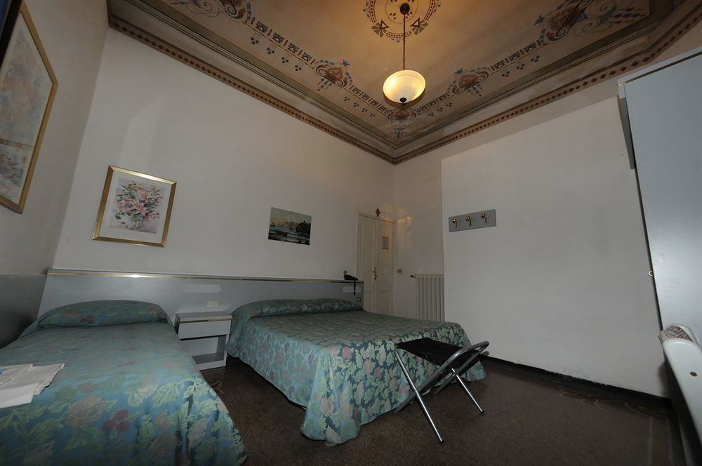 Hotel Doria Chiavari Exteriör bild
